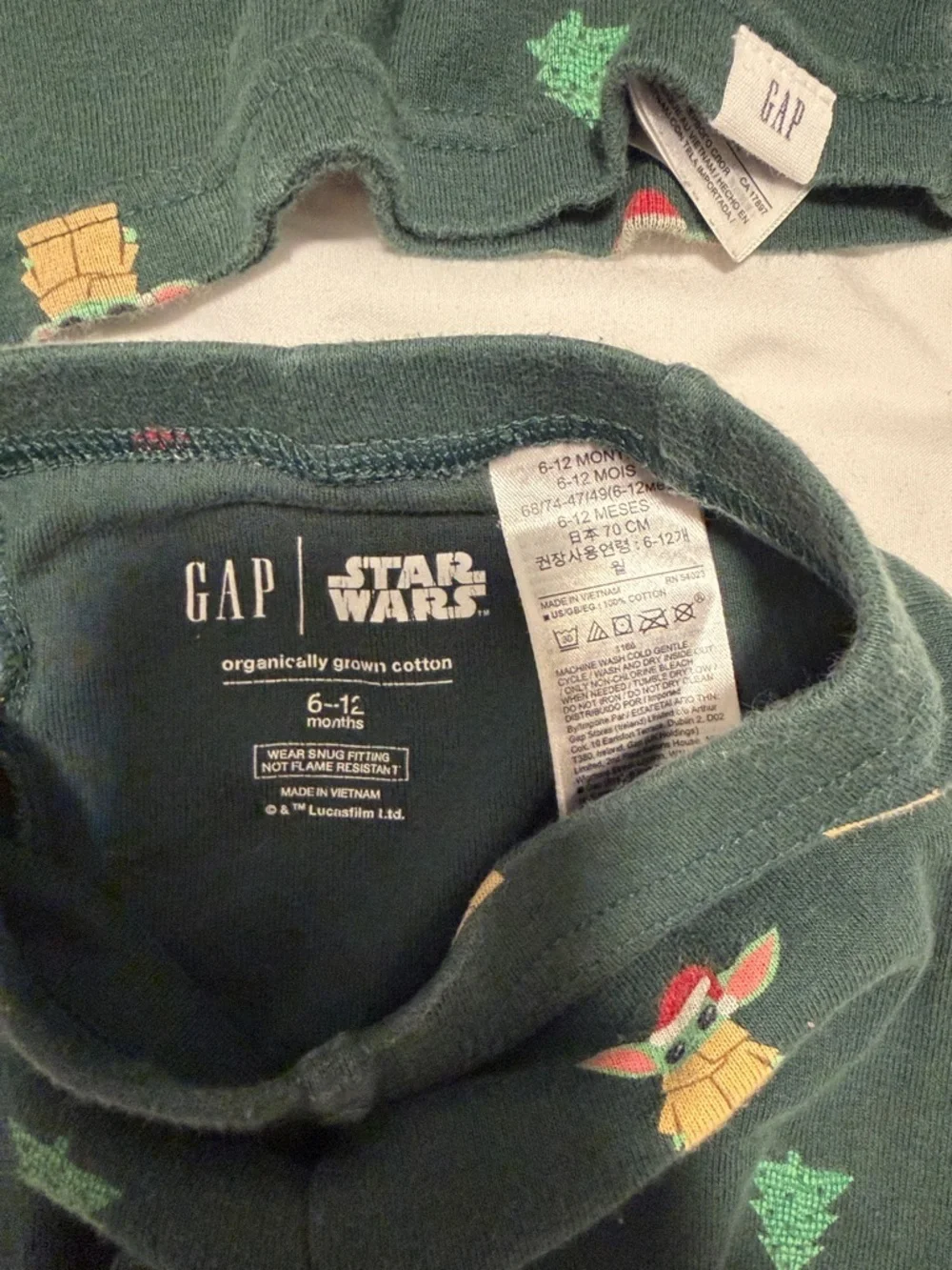 GAP Dark Green Holiday Baby Matching Pajama Set with Character Print